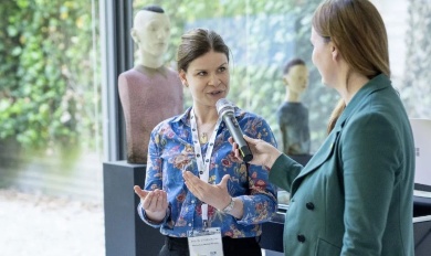 Prof. Christine Krüger mit Dr. Adriana Lettrari