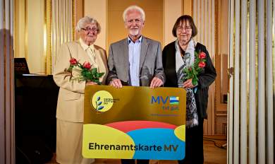 Ersten Goldenen EAK MV Besitzer